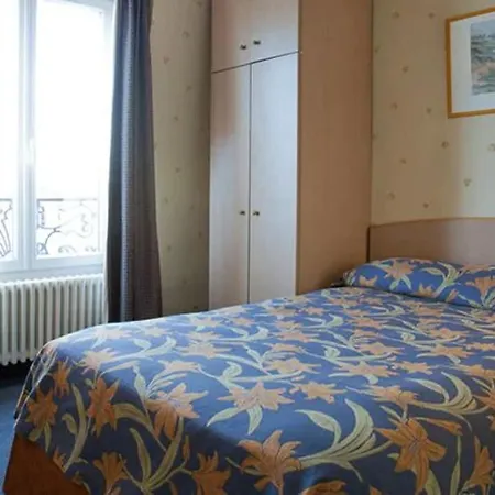 Transcontinental 2* Parigi