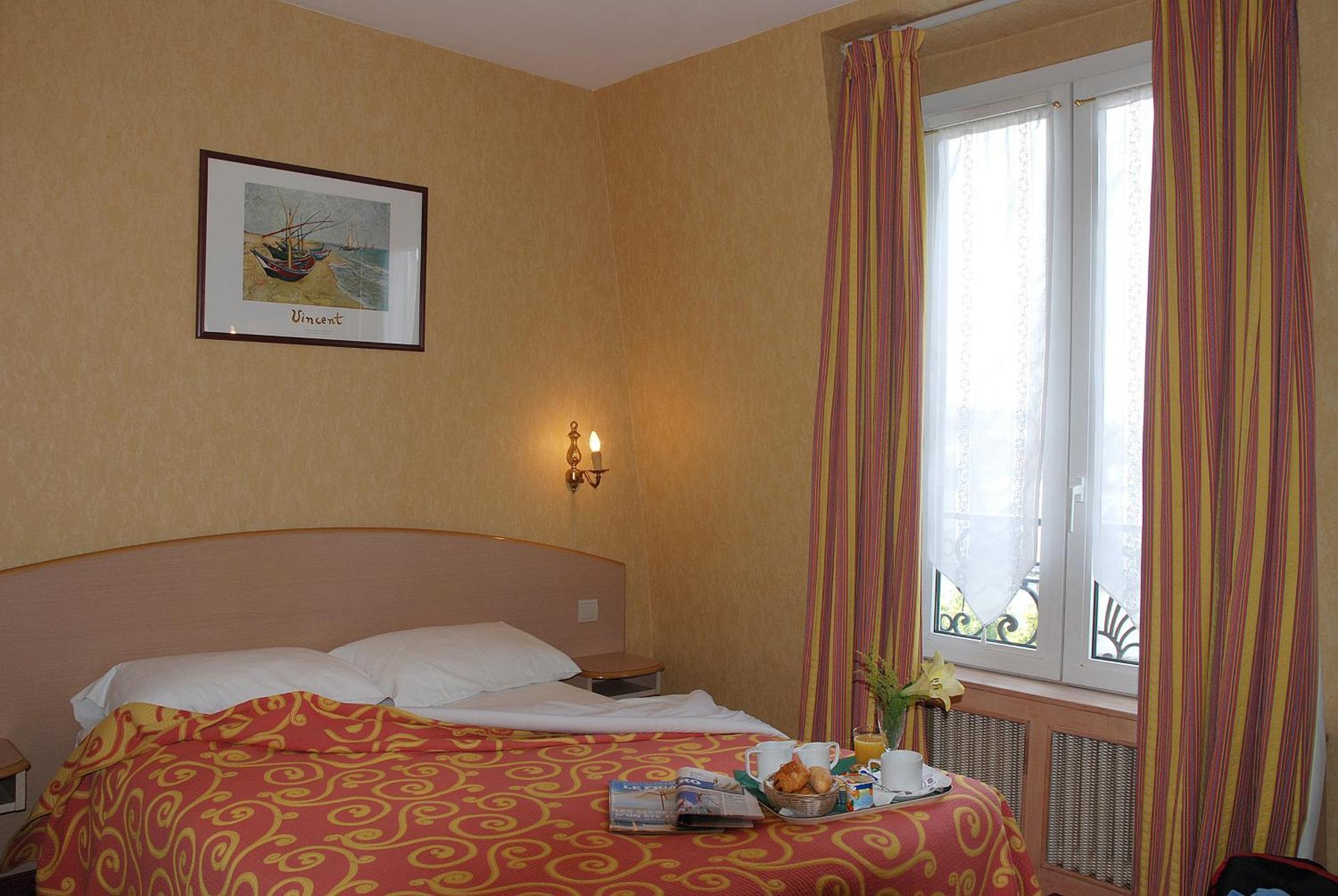 Transcontinental 2* Paris